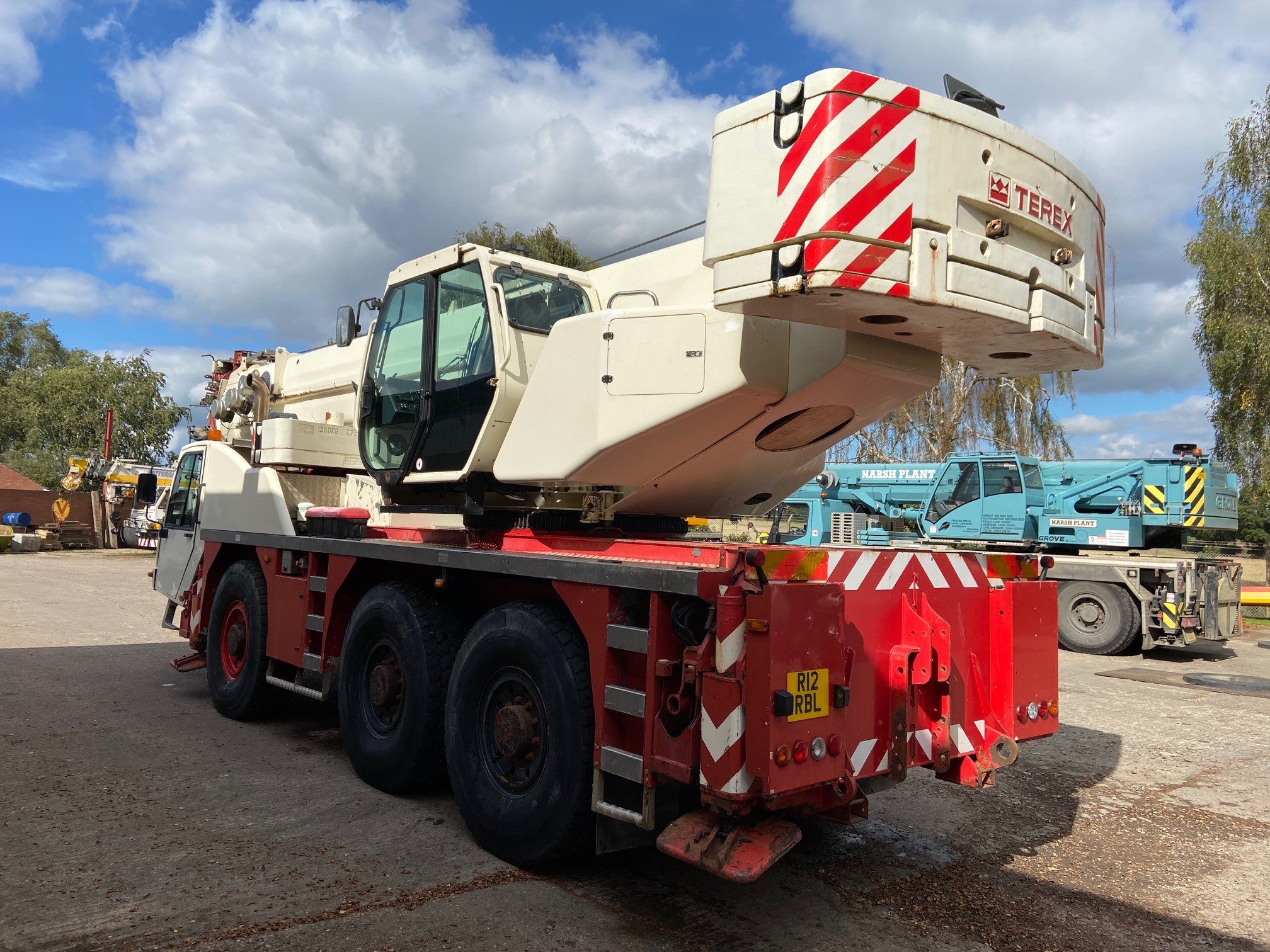 Mobile Cranes Foster Crane & Equipment Ltd