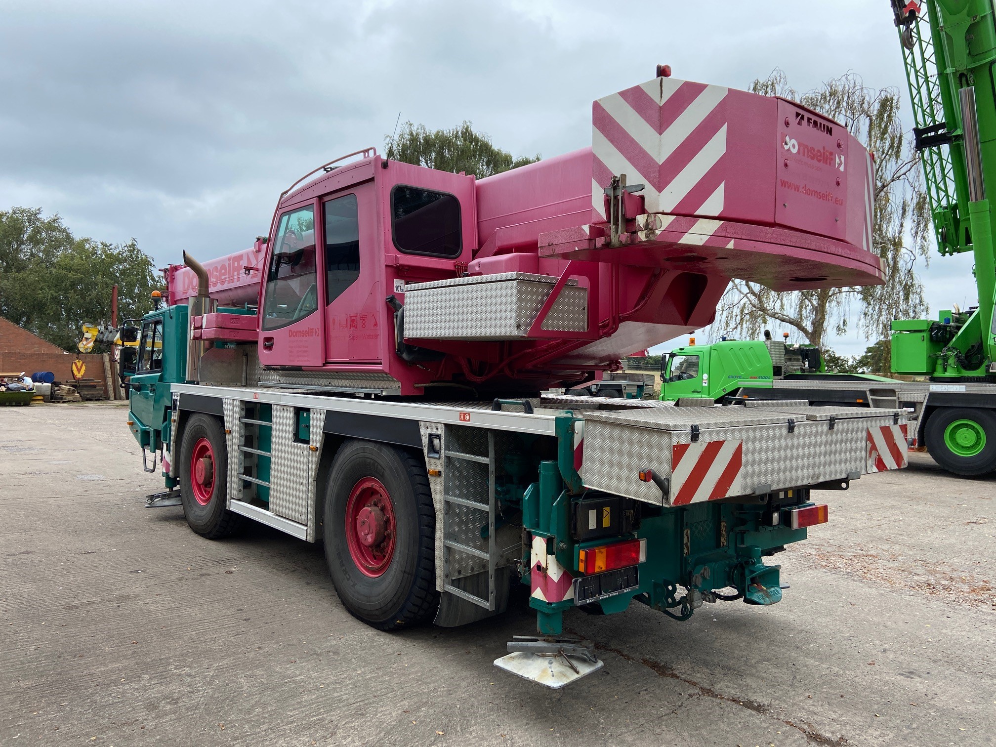 Mobile Cranes Foster Crane & Equipment Ltd