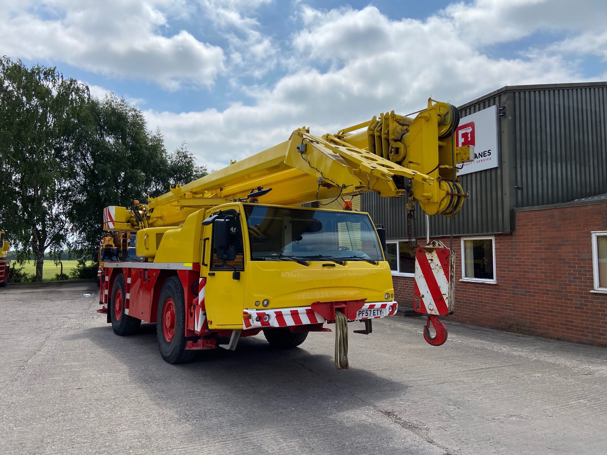 Mobile Cranes Foster Crane & Equipment Ltd